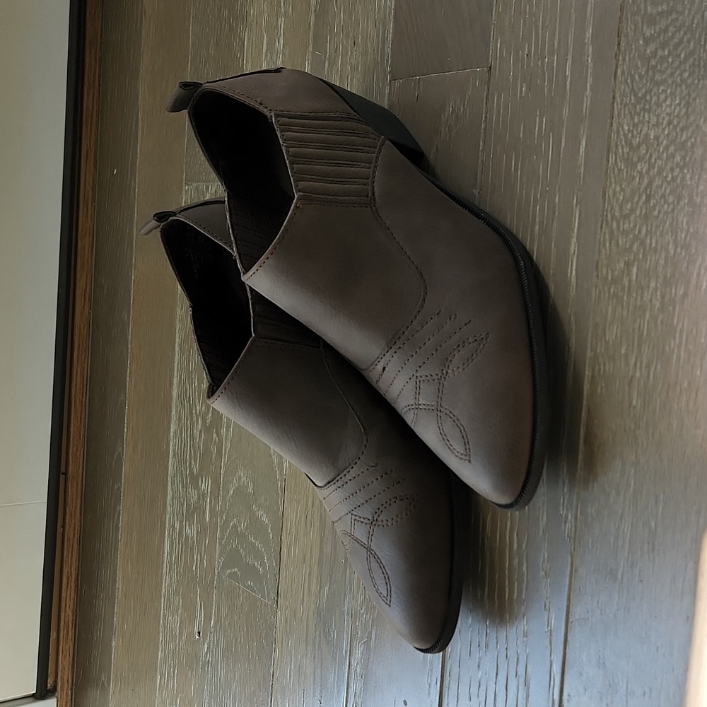 Brand new, brown booties. Size 7.5. Sam and Libby brand. Never worn!